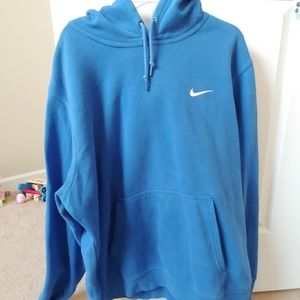 Nike pullover hoodie